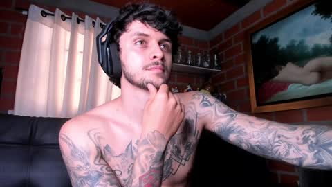 Snapshot of daniele_bunny chatting on January 2025 07:18:01 PM Daniele Bunny online show from January 2025 07:18:01 PM