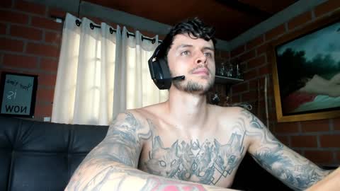 Snapshot of daniele_bunny chatting on February 2025 06:17:01 PM Daniele Bunny online show from February 2025 06:17:01 PM