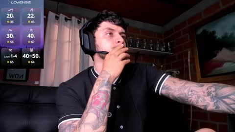 Snapshot of daniele_bunny chatting on February 2025 05:43:02 PM Daniele Bunny online show from February 2025 05:43:02 PM