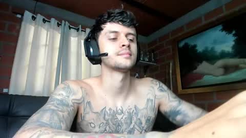 Snapshot of daniele_bunny chatting on February 2025 05:26:02 PM Daniele Bunny online show from February 2025 05:26:02 PM