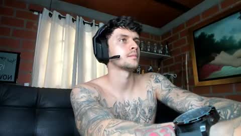 Snapshot of daniele_bunny chatting on February 2025 06:59:01 PM Daniele Bunny online show from February 2025 06:59:01 PM