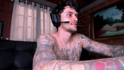 Snapshot of daniele_bunny chatting on February 2025 09:20:02 PM Daniele Bunny online show from February 2025 09:20:02 PM