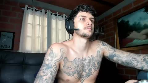 Snapshot of daniele_bunny chatting on February 2025 04:15:01 PM Daniele Bunny online show from February 2025 04:15:01 PM