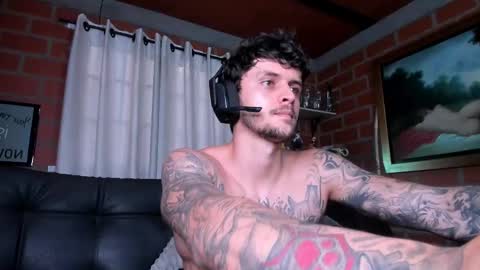 Snapshot of daniele_bunny chatting on February 2025 09:48:01 PM Daniele Bunny online show from February 2025 09:48:01 PM