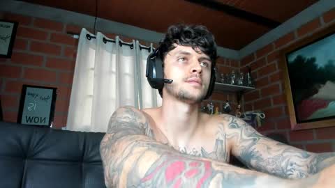 Snapshot of daniele_bunny chatting on March 2025 08:52:01 PM Daniele Bunny online show from March 2025 08:52:01 PM