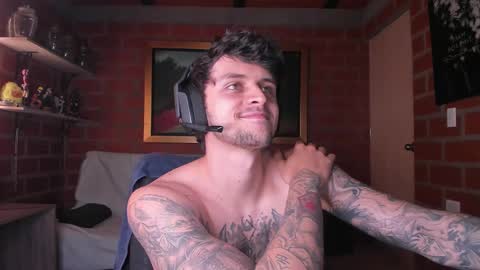 Snapshot of daniele_bunny chatting on September 2025 06:40:01 PM Daniele Bunny online show from September 2025 06:40:01 PM