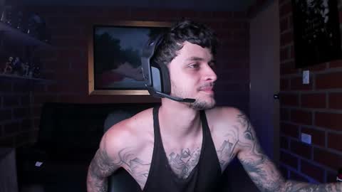 Snapshot of daniele_bunny chatting on October 2025 03:43:01 PM Daniele Bunny online show from October 2025 03:43:01 PM