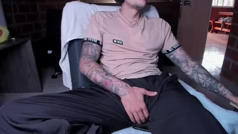 Snapshot of daniele_bunny chatting on October 2025 07:38:01 PM Daniele Bunny online show from October 2025 07:38:01 PM