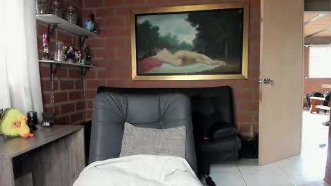 Snapshot of daniele_bunny chatting on October 2025 06:41:02 PM Daniele Bunny online show from October 2025 06:41:02 PM