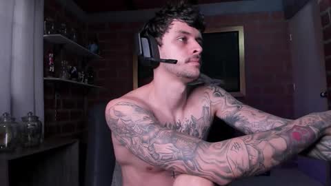 Snapshot of daniele_bunny chatting on November 2025 04:08:01 PM Daniele Bunny online show from November 2025 04:08:01 PM