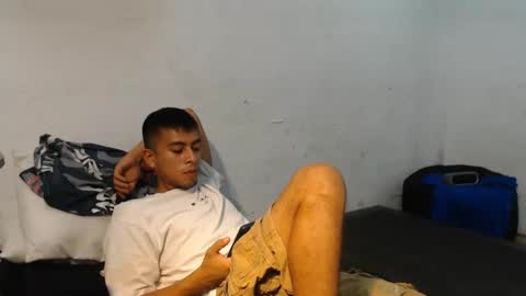 Snapshot of danielitopapii chatting on December 2024 07:37:02 PM danielitopapii online show from December 2024 07:37:02 PM