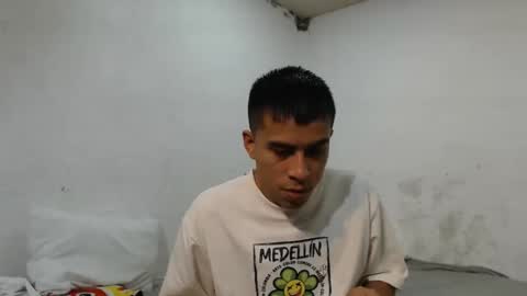 Snapshot of danielitopapii chatting on December 2024 05:59:02 PM danielitopapii online show from December 2024 05:59:02 PM