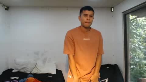 Snapshot of danielitopapii chatting on December 2024 05:40:02 PM danielitopapii online show from December 2024 05:40:02 PM