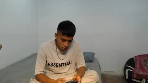 Snapshot of danielitopapii chatting on January 2025 08:33:01 PM danielitopapii online show from January 2025 08:33:01 PM