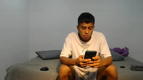 Snapshot of danielitopapii chatting on February 2025 03:23:01 AM danielitopapii online show from February 2025 03:23:01 AM