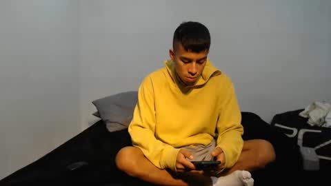 Snapshot of danielitopapii chatting on February 2025 03:08:01 PM danielitopapii online show from February 2025 03:08:01 PM