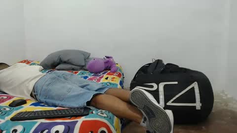 Snapshot of danielitopapii chatting on February 2025 03:50:01 AM danielitopapii online show from February 2025 03:50:01 AM