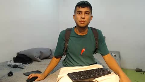 Snapshot of danielitopapii chatting on February 2025 07:52:01 PM danielitopapii online show from February 2025 07:52:01 PM