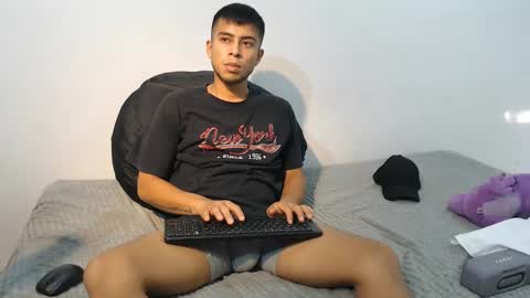 Snapshot of danielitopapii chatting on February 2025 09:58:02 PM danielitopapii online show from February 2025 09:58:02 PM