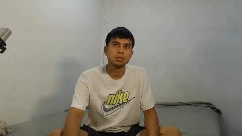 Snapshot of danielitopapii chatting on October 2025 11:27:02 AM danielitopapii online show from October 2025 11:27:02 AM