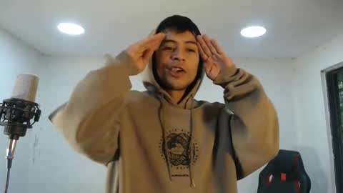 Snapshot of danielitopapii chatting on October 2025 11:31:02 AM danielitopapii online show from October 2025 11:31:02 AM