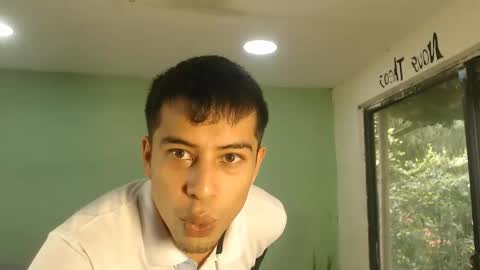 Snapshot of danielitopapii chatting on February 2026 02:02:01 PM danielitopapii online show from February 2026 02:02:01 PM