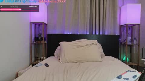 daniellemxxx online show from October 2025 04:41:01 PM