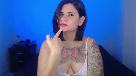 Snapshot of daniellerain chatting on December 2024 05:45:02 AM daniellerain online show from December 2024 05:45:02 AM