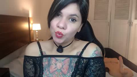 daniellerain online show from June 2026 10:21:02 AM