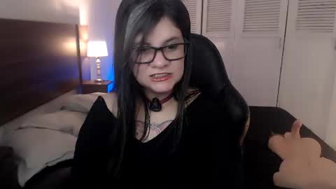 daniellerain online show from June 2026 02:24:02 AM