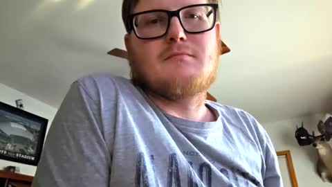 Snapshot of danielp_mod_cb chatting on November 2025 09:58:01 PM Daniel y. online show from November 2025 09:58:01 PM