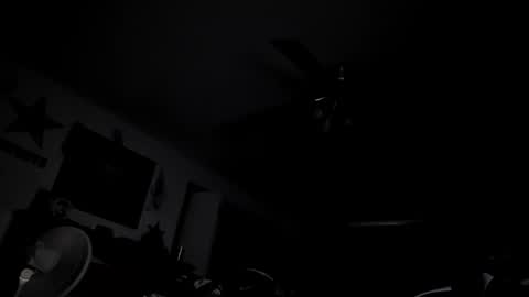 Daniel    y. online show from February 2026 12:39:01 AM