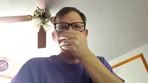 Snapshot of danielp_mod_cb chatting on May 2026 07:42:02 PM Daniel y. online show from May 2026 07:42:02 PM