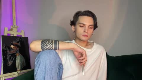 Snapshot of danieltuckerr chatting on October 2025 02:29:01 AM danieltuckerr online show from October 2025 02:29:01 AM