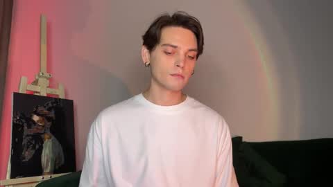 Snapshot of danieltuckerr chatting on November 2025 10:35:01 PM danieltuckerr online show from November 2025 10:35:01 PM