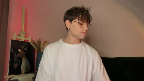 Snapshot of danieltuckerr chatting on April 2026 02:07:01 AM danieltuckerr online show from April 2026 02:07:01 AM