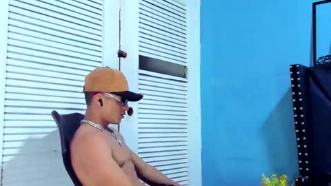 Dani online show from February 2025 10:23:02 AM