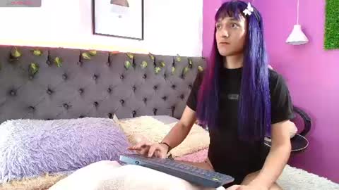 daniiela_fox online show from July 2026 08:33:02 PM