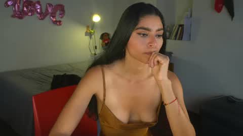 Snapshot of daniisla chatting on June 2026 06:03:01 PM danalle .. online show from June 2026 06:03:01 PM
