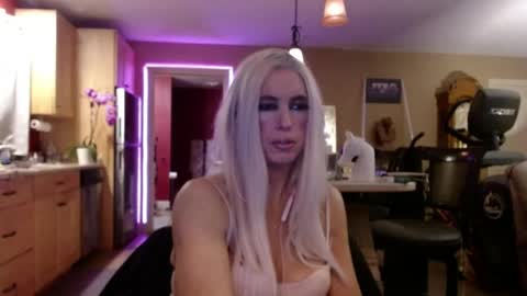 DanikaWhite69 online show from May 2026 12:13:01 PM
