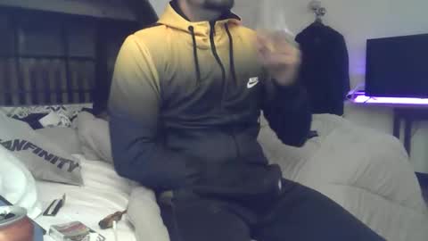 Snapshot of danipeubaix chatting on November 2025 08:42:02 PM alex19cm online show from November 2025 08:42:02 PM