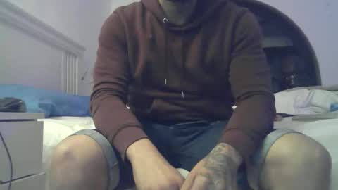 Snapshot of danipeubaix chatting on November 2025 09:59:01 PM alex19cm online show from November 2025 09:59:01 PM