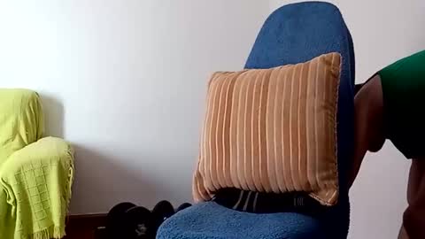 daniroca8 online show from March 2026 04:00:01 PM