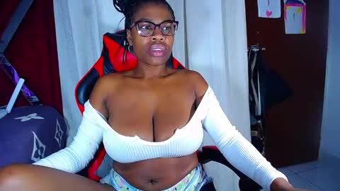 Snapshot of danisabrownn chatting on January 2026 03:03:02 PM danisabrownn online show from January 2026 03:03:02 PM