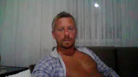 Snapshot of danisami12345 chatting on September 2025 09:30:01 PM daniel online show from September 2025 09:30:01 PM