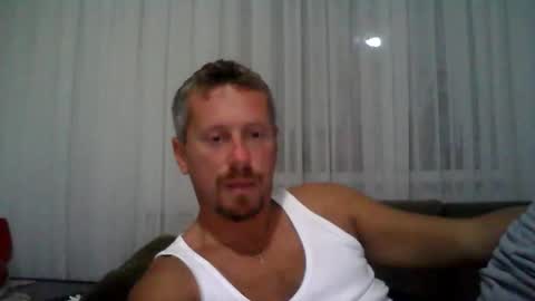 Snapshot of danisami12345 chatting on October 2025 10:41:01 PM daniel online show from October 2025 10:41:01 PM