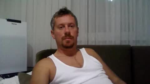 Snapshot of danisami12345 chatting on November 2025 10:48:01 PM daniel online show from November 2025 10:48:01 PM