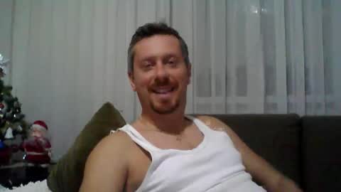 Snapshot of danisami12345 chatting on January 2026 11:29:02 PM daniel online show from January 2026 11:29:02 PM