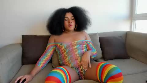 Snapshot of danisweet_ chatting on May 2026 08:27:01 PM dani online show from May 2026 08:27:01 PM