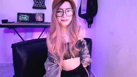 Snapshot of danita_veelz chatting on January 2025 07:20:01 PM danita_veelz online show from January 2025 07:20:01 PM